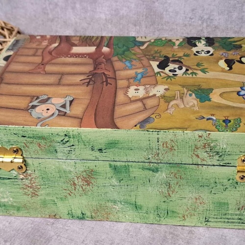 Handcrafted Childs Memory Box - Picture 5 of 6